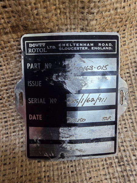 Lightning XS899 Undercarriage Plate