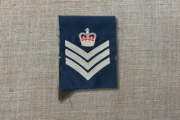 RAAF Flight Sergeant Insignia (pair)