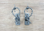 Barbed Wire Pistol Hangers, photo 2