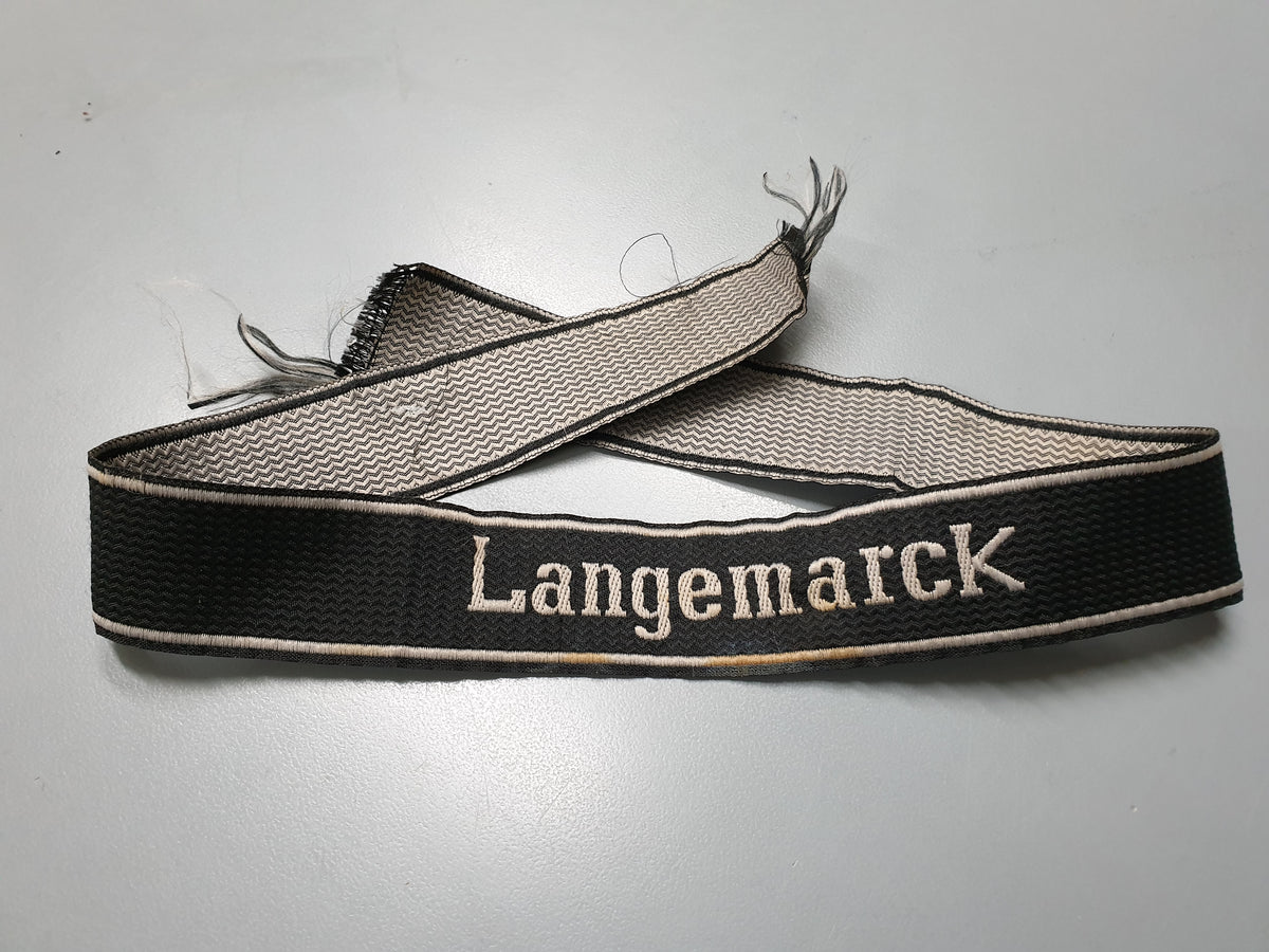 Cuff Titles, photo 10