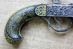 London Double-Barrel Flintlock Boxlock Pistol Replica, grip detail