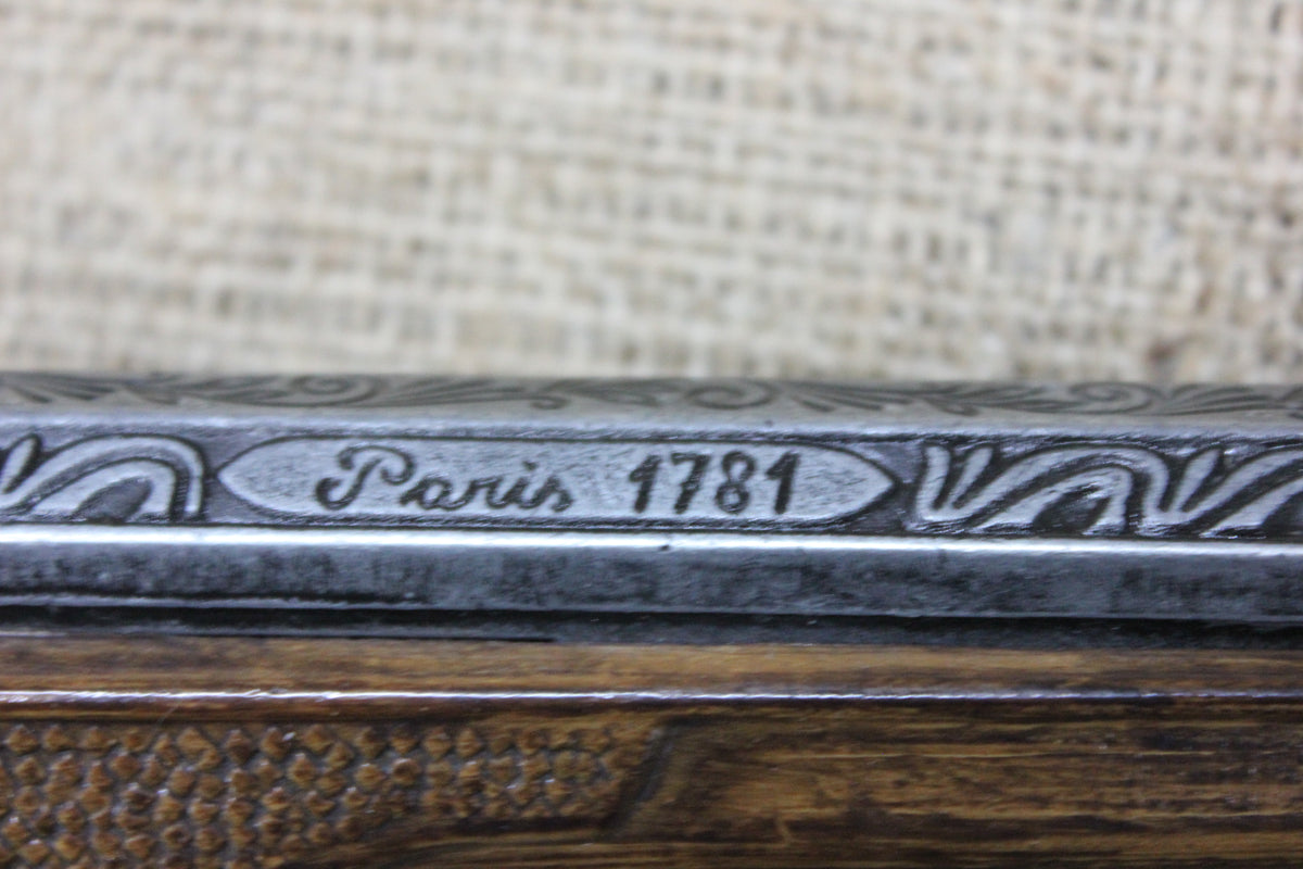 Paris Percussion Pistol Replica, engraved barrel detail