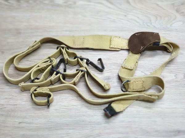 German Web Y Strap Excl Repro