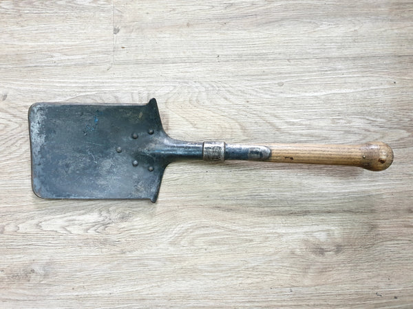 WW2 1940 Shovel