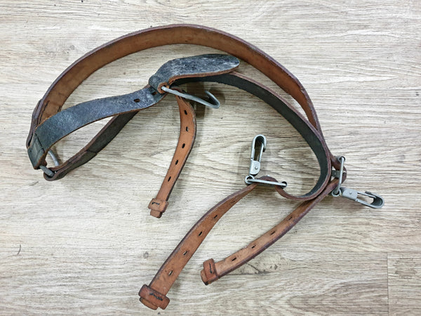 East German Leather Y-Strap (similar to WW2)