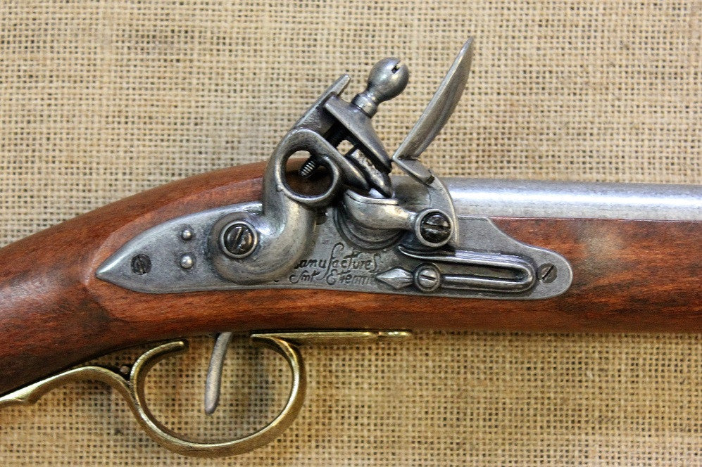French Napoleonic Flintlock Musket Replica with Bayonet, 1806, lock close up