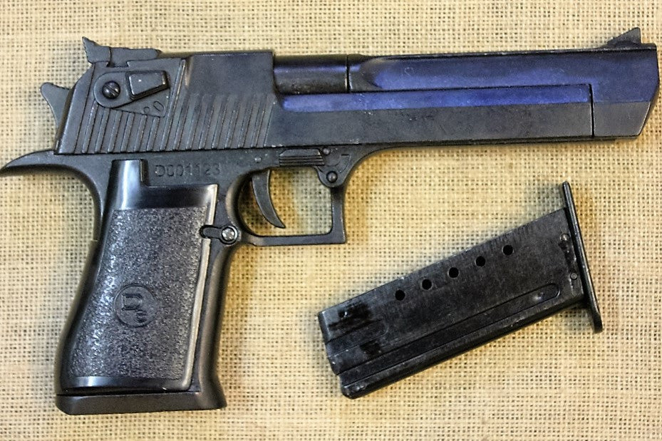 Desert Eagle .357 Replica Pistol, right side with the magazine out