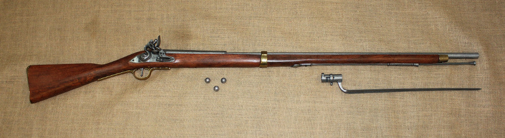 Brown Bess Musket Replica with Bayonet, right side, full length with the bayonet and lead balls