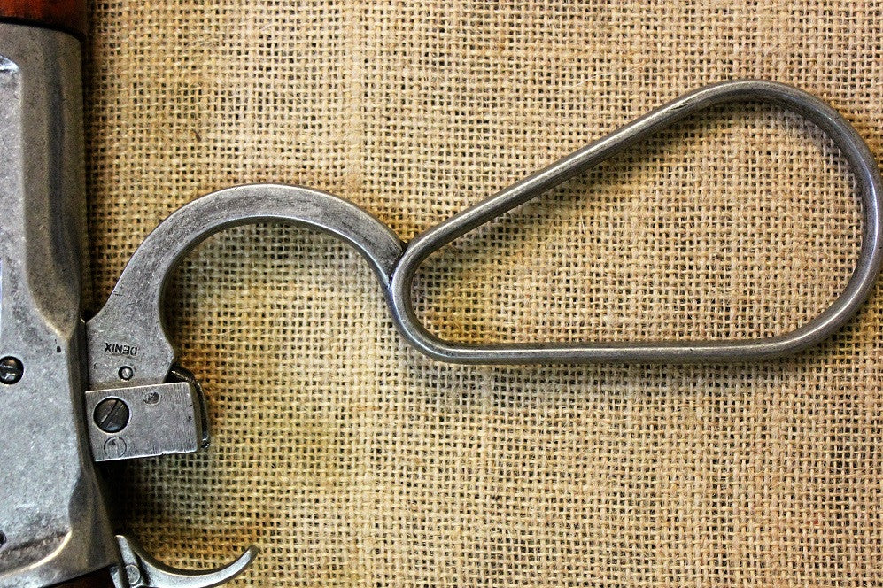 Winchester 1892 Mare's Leg Replica, large loop lever detail